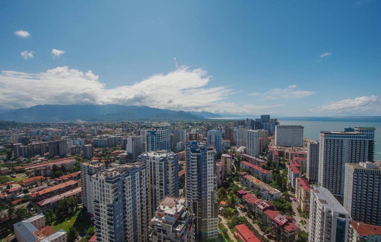 Orbi City Towers Batoemi Buitenkant foto