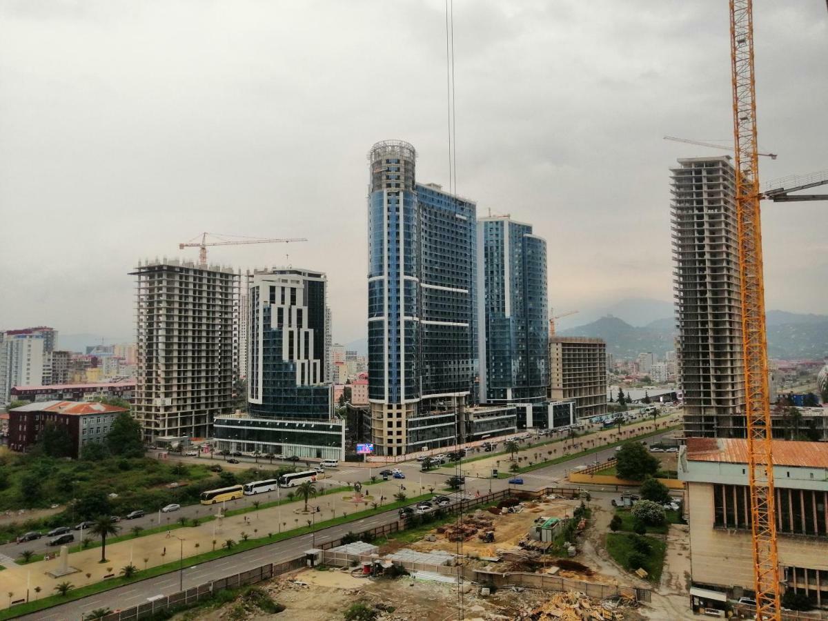 Orbi City Towers Batoemi Buitenkant foto