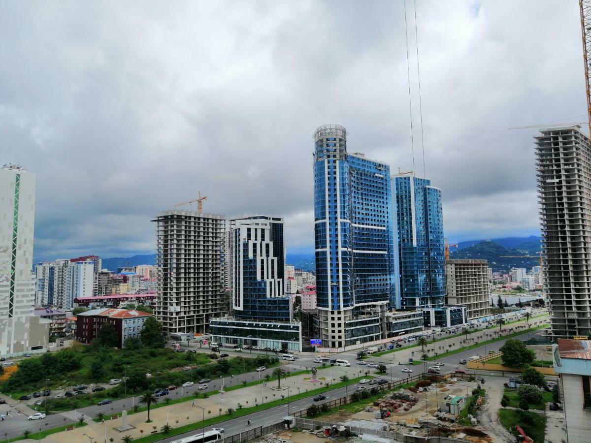 Orbi City Towers Batoemi Buitenkant foto