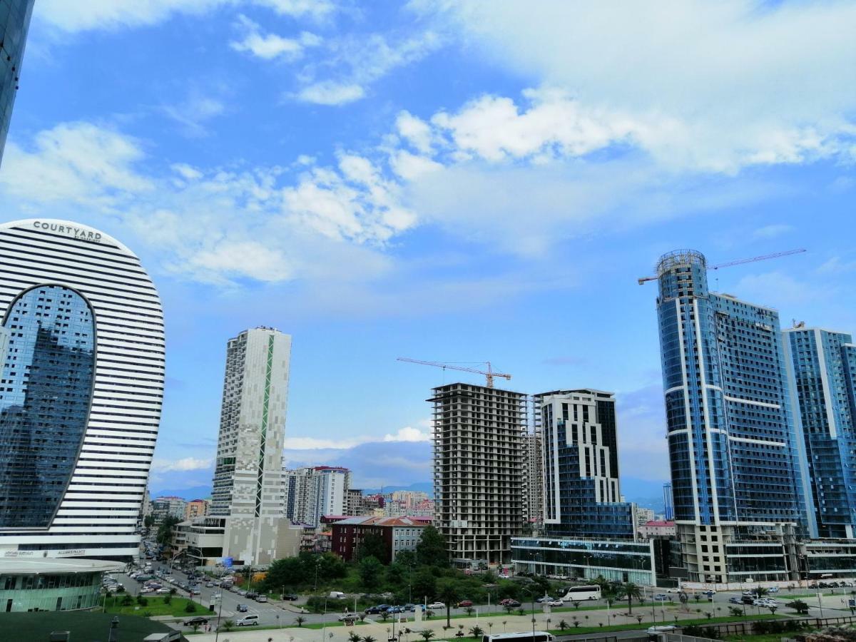 Orbi City Towers Batoemi Buitenkant foto
